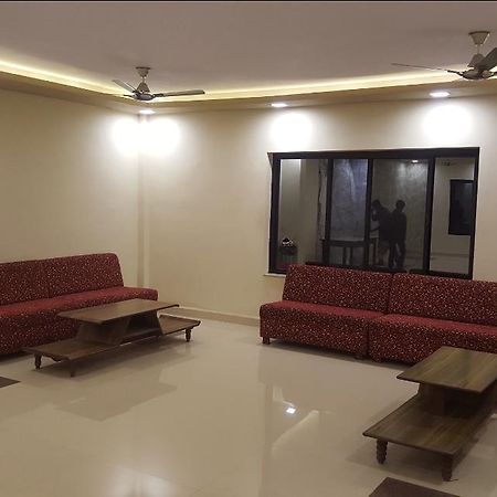 Hotel Shehnai Garden Khurai Exterior foto